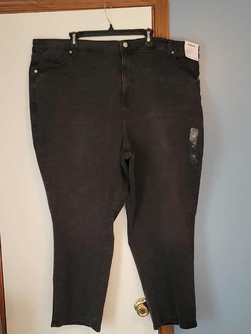 🆕️ Sonoma Woman's Black High-Rise Stretch Straight Jeans Size 28W